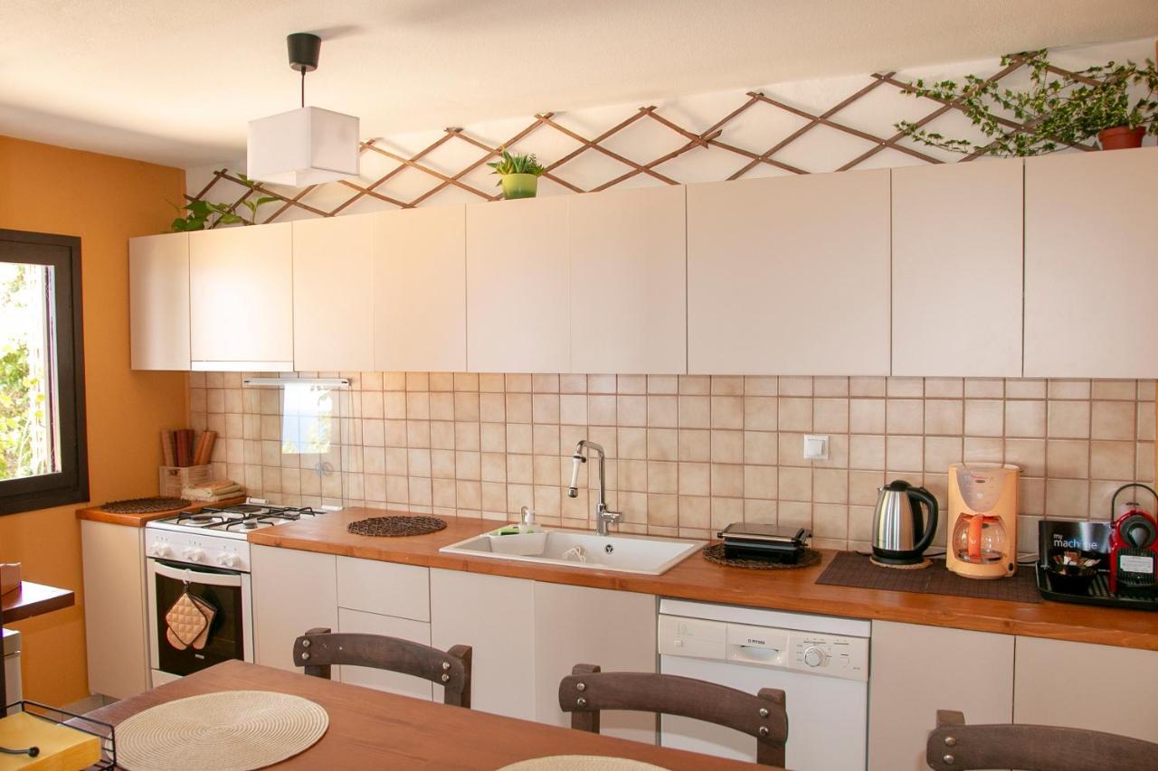 מוכלוס Summer Dream Cottage, 2Br, Beautiful Sea View מראה חיצוני תמונה