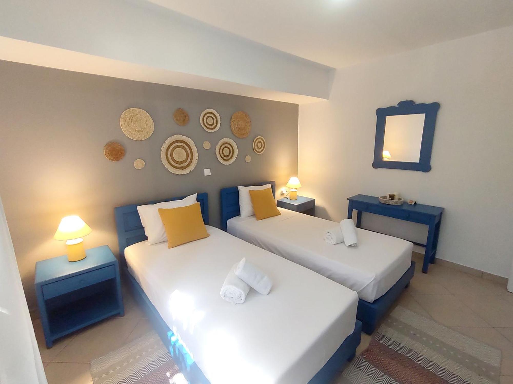 מוכלוס Summer Dream Cottage, 2Br, Beautiful Sea View מראה חיצוני תמונה